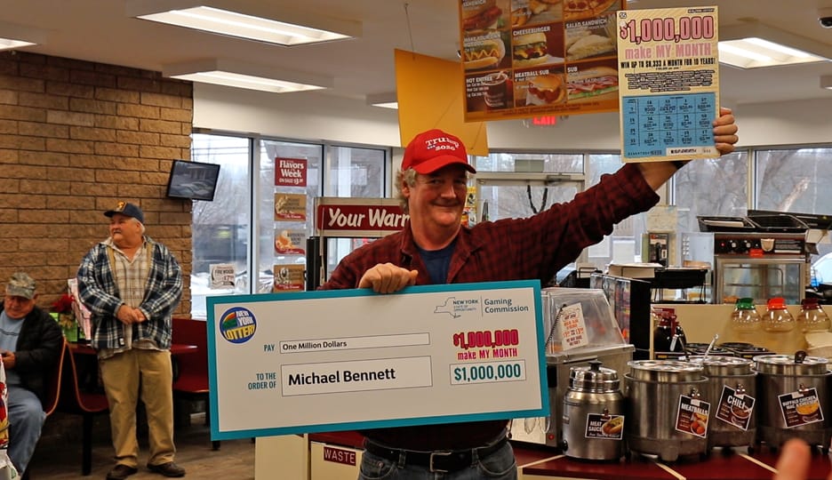 Big Lottery Winner at Stewart's Shop