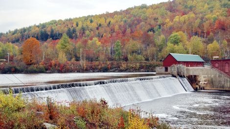 Hydropower Dam in the fall